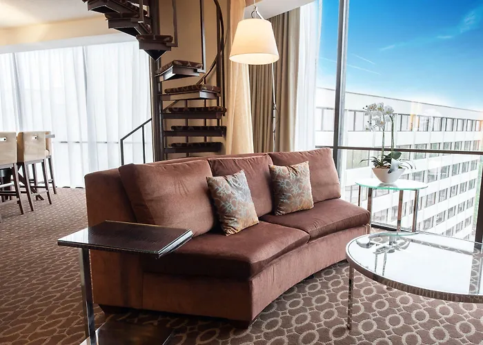 Hotel Hyatt Regency O'hare Chicago 4*