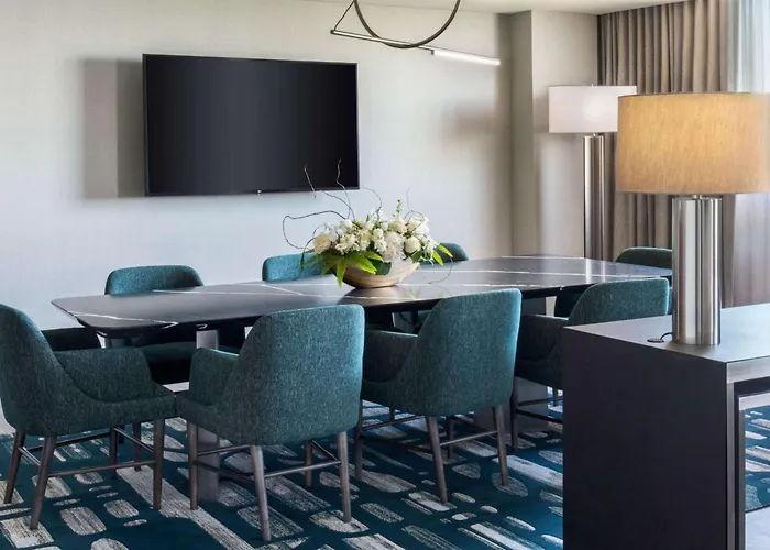 Hotel Hyatt Regency O'hare Chicago 4*