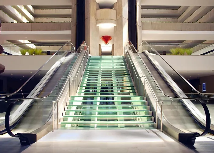 Hyatt Regency O'hare Chicago Hotel 4*