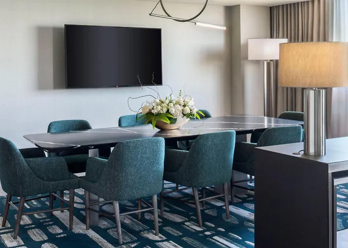 Hyatt Regency O'hare Chicago Hotel 4*