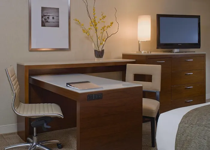 Hotel Hyatt Regency O'hare Chicago 4*